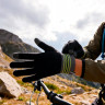 Водонепроницаемые перчатки DEXSHELL ULTRA THIN RUNNING GLOVES черный/серый/зеленый L DG12603BYSL